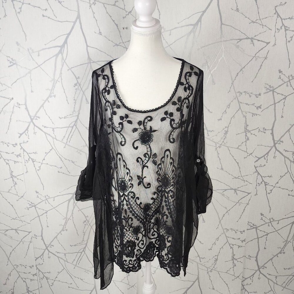 Elloquent Black Lace Chiffon Sheer Round Neck Top